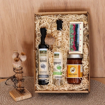 Geschenkkarton ROT (1 Fl. Öl, Schnaps, Schoko u. MM.F)